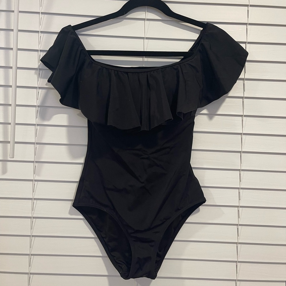 VICTORIA'S SECRET Black Ruffle One Piece Swimsuit, size S